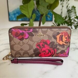 NWT Coach Long Zip Around Wallet Signature Canvas With Jumbo Floral Print CE668